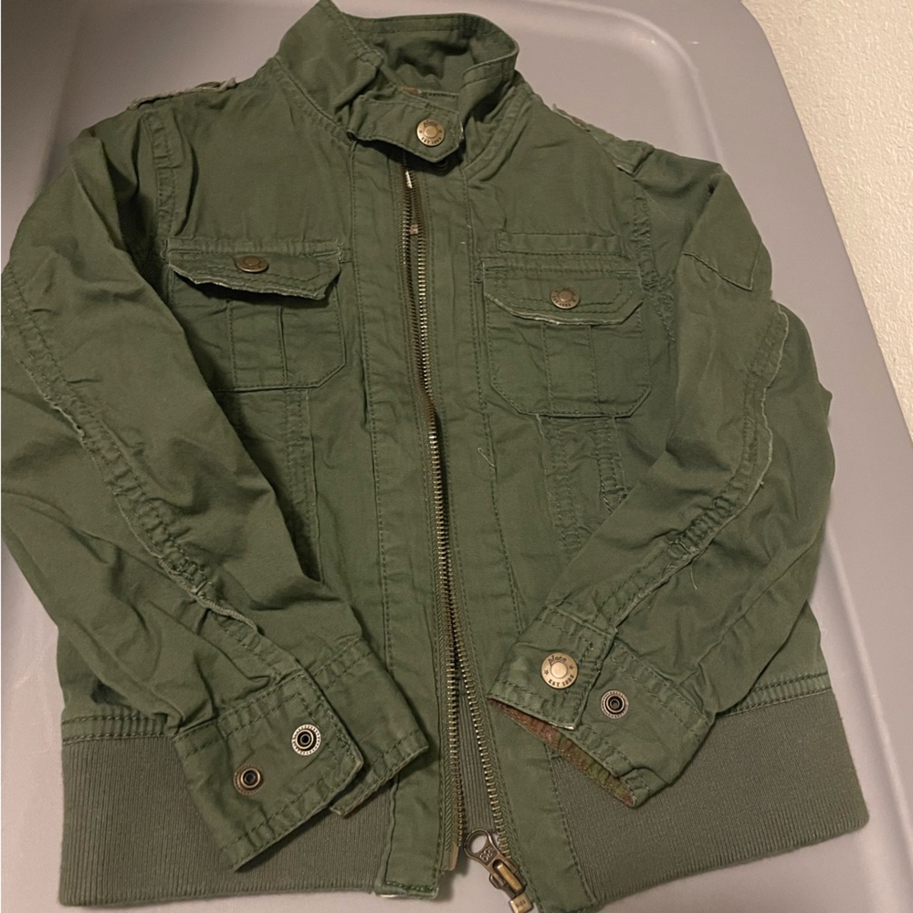 Army green jacket. Size 5/6